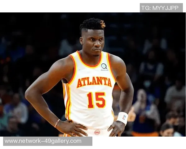 克林特卡佩拉：从默默无闻到NBA篮板王的奋斗历程与成就解析